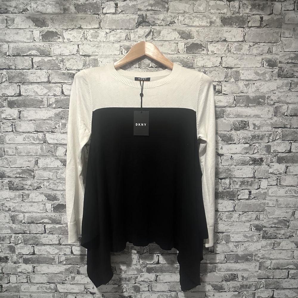 NWT DKNY Two-Tone Black and White Top Women's Size Small (With Tags)